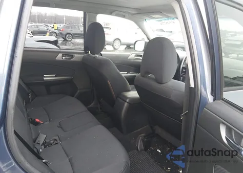 2011 Subaru Forester 2.5X Premium z USA, uszkodzony, nr VIN JF2SHADCXBH736509